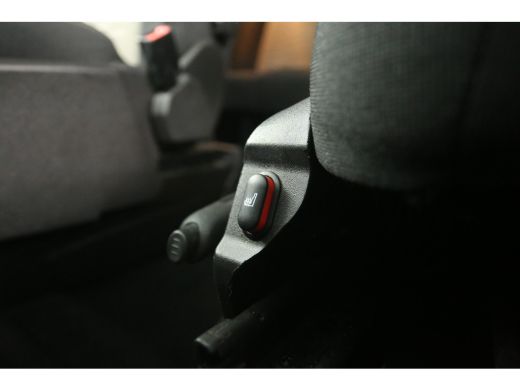 Ford Transit Custom 2.0 TDCI L1H1 Limited 170PK | Dubbele Cabine | Aut. | Airco | Cruise | Navi | Trekhaak | 2xSchuif... ActivLease financial lease