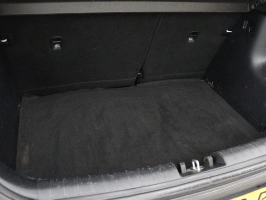 Kia Stonic 1.2 MPi ComfortPlusLine Navigator | Trekhaak | Carplay | Camera | Navigatie | Cruise control | Ai... ActivLease financial lease