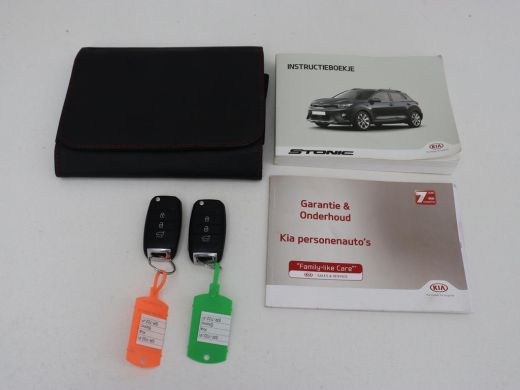 Kia Stonic 1.2 MPi ComfortPlusLine Navigator | Trekhaak | Carplay | Camera | Navigatie | Cruise control | Ai... ActivLease financial lease