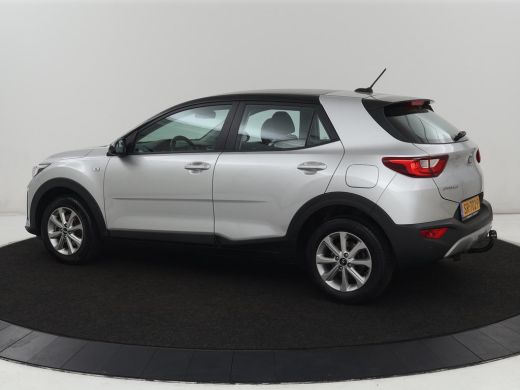 Kia Stonic 1.2 MPi ComfortPlusLine Navigator | Trekhaak | Carplay | Camera | Navigatie | Cruise control | Ai... ActivLease financial lease