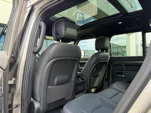 Land Rover Defender 110 P300e X-Dynamic HSE | Towing Pack | 22 inch | Head-up | Black Pack | Cold Climate | Koelbox |... ActivLease financial lease