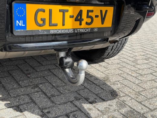 Land Rover Defender 110 P300e X-Dynamic HSE | Towing Pack | 22 inch | Head-up | Black Pack | Cold Climate | Koelbox |... ActivLease financial lease