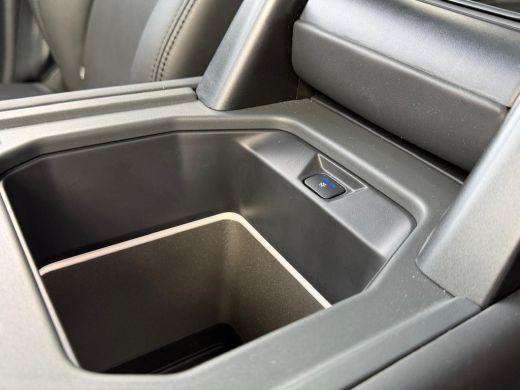 Land Rover Defender 110 P300e X-Dynamic HSE | Towing Pack | 22 inch | Head-up | Black Pack | Cold Climate | Koelbox |... ActivLease financial lease