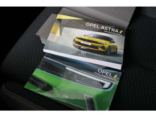 Opel Astra 1.2 Level 2 | Navigatie | Apple carplay | Parkeersensoren voor en achter | Climate control | ActivLease financial lease