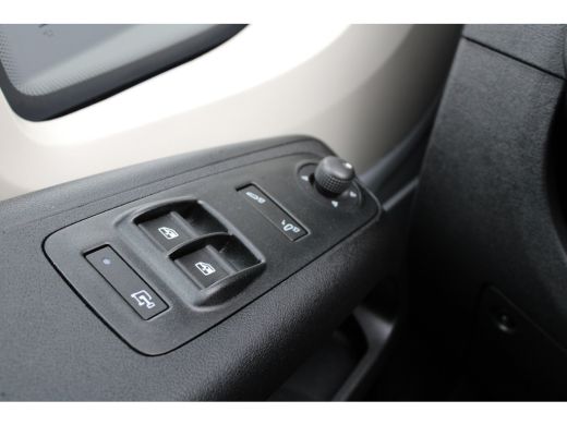 Opel Movano 2.2D 180pk S&S L2H2 3.5t | Automaat | Camera | 3-Zits | Parkeersensoren rondom | Winter & zomerse... ActivLease financial lease