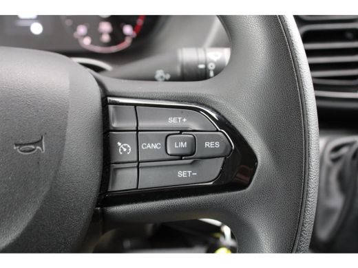 Opel Movano 2.2D 180pk S&S L2H2 3.5t | Automaat | Camera | 3-Zits | Parkeersensoren rondom | Winter & zomerse... ActivLease financial lease