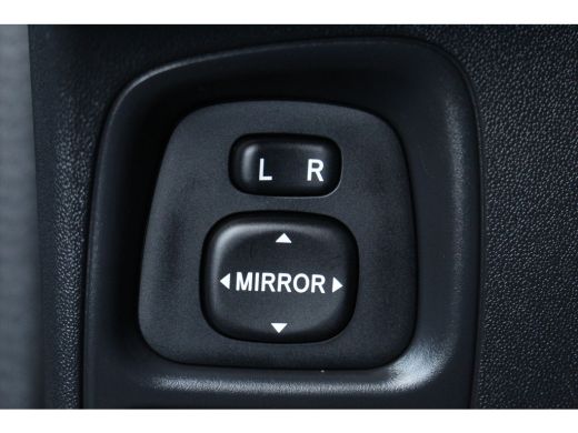 Peugeot 108 1.0 e-VTi Allure | Camera | Limiter | Carplay | Climate | DAB | LMV 15" | Camera | Limiter | Carp... ActivLease financial lease