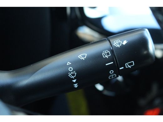 Peugeot 108 1.0 e-VTi Allure | Camera | Limiter | Carplay | Climate | DAB | LMV 15" | Camera | Limiter | Carp... ActivLease financial lease