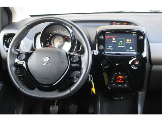 Peugeot 108 1.0 e-VTi Allure | Camera | Limiter | Carplay | Climate | DAB | LMV 15" | Camera | Limiter | Carp... ActivLease financial lease