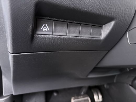 Peugeot 2008 GT | Active Safety Brake met camera en radar (automatisch noodremsysteem) met Distance Alert (waa... ActivLease financial lease
