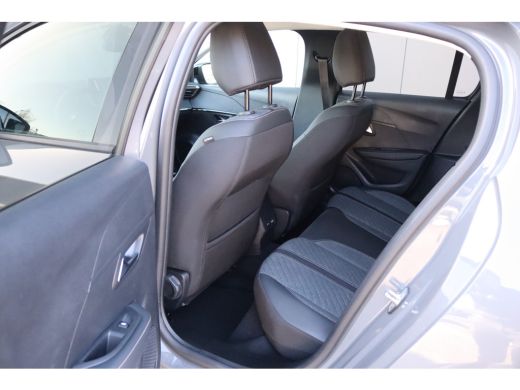 Peugeot 208 1.2 PureT. 100PK Allure Carplay-android/Parkeerhulp/Cruise-control ActivLease financial lease