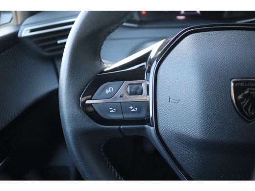 Peugeot 208 1.2 PureT. 100PK Allure Carplay-android/Parkeerhulp/Cruise-control ActivLease financial lease