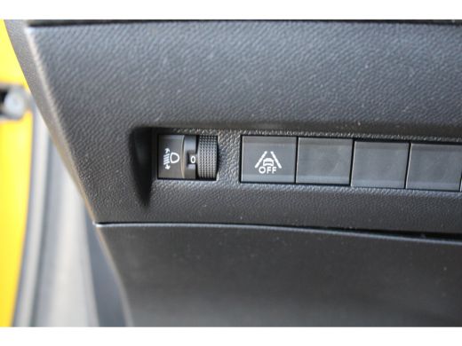 Peugeot 208 1.2 PureTech Allure Pack | Navi by app | Camera | 3D Instrumentenpaneel | All season | 1e Eigenaa... ActivLease financial lease