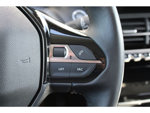 Peugeot 208 1.2 PureTech Allure Pack | Navi by app | Camera | 3D Instrumentenpaneel | All season | 1e Eigenaa... ActivLease financial lease