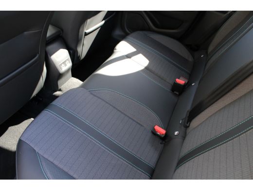 Peugeot 208 1.2 PureTech Allure Pack | Navi by app | Camera | 3D Instrumentenpaneel | All season | 1e Eigenaa... ActivLease financial lease