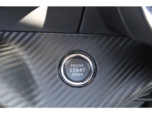 Peugeot 208 1.2 PureTech Allure Pack | Navi by app | Camera | 3D Instrumentenpaneel | All season | 1e Eigenaa... ActivLease financial lease