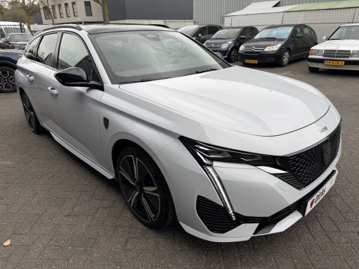 Peugeot 308 SW 180pk Plug-in Hybrid GT (Elektrisch Schuifdak - Elektrische Klep - Leder/Alcantara incl Stoelv... ActivLease financial lease