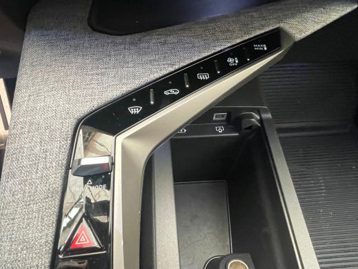 Peugeot 5008 1.2 HYBRID 145PK 7-ZITS GT AUTOMAAT Adaptieve Cruise! | 19LMV | 7Pers! | Keyless | Camera | Leder... ActivLease financial lease