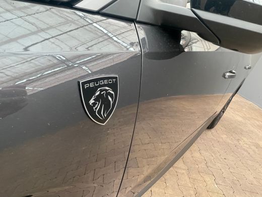 Peugeot 5008 1.2 HYBRID 145PK 7-ZITS GT AUTOMAAT Adaptieve Cruise! | 19LMV | 7Pers! | Keyless | Camera | Leder... ActivLease financial lease