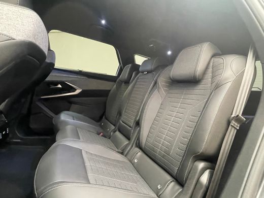 Peugeot 5008 1.2 HYBRID 145PK 7-ZITS GT AUTOMAAT Adaptieve Cruise! | 19LMV | 7Pers! | Keyless | Camera | Leder... ActivLease financial lease