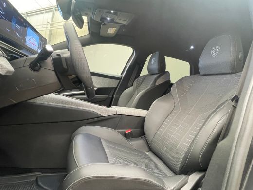 Peugeot 5008 1.2 HYBRID 145PK 7-ZITS GT AUTOMAAT Adaptieve Cruise! | 19LMV | 7Pers! | Keyless | Camera | Leder... ActivLease financial lease