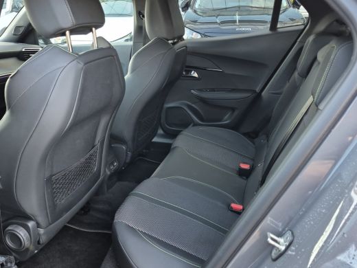 Peugeot e-2008 EV GT 54 kWh Full LED | Adaptive CC | 3 Fase laden | Camera | Full map navigatie | ActivLease financial lease