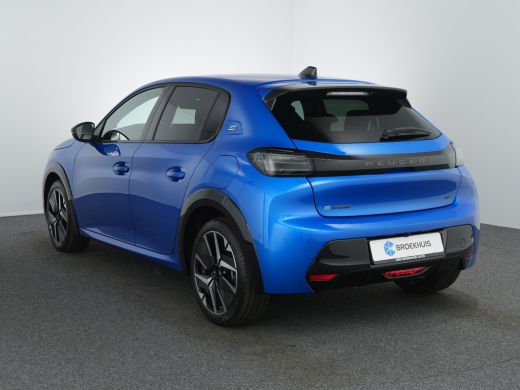 Peugeot e-208 GT | 8 jaar fabrieksgarantie of 160.000 kilometer op het accupakket | Adaptieve cruise control me... ActivLease financial lease