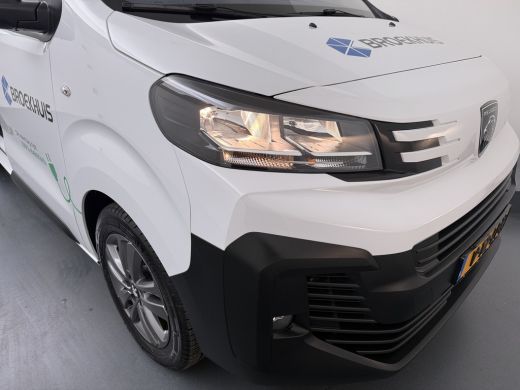 Peugeot e-Expert EV L2 75 kWh| Sortimo Kast Inrichting | Lederen Stoelhoezen | Lichtmetalen Velgen | Laadruimte pa... ActivLease financial lease