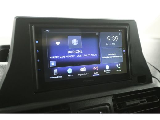 Peugeot Partner 1.5 BlueHDi 102PK | Airco | Cruise | Camera | Carplay | Trekhaak | Parkeersens. ActivLease financial lease