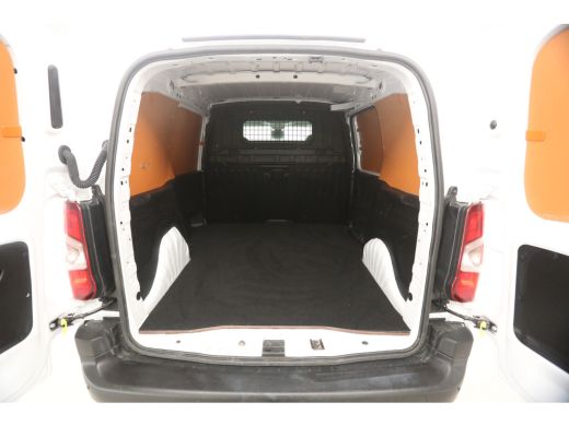 Peugeot Partner 1.5 BlueHDi 102PK | Airco | Cruise | Camera | Carplay | Trekhaak | Parkeersens. ActivLease financial lease