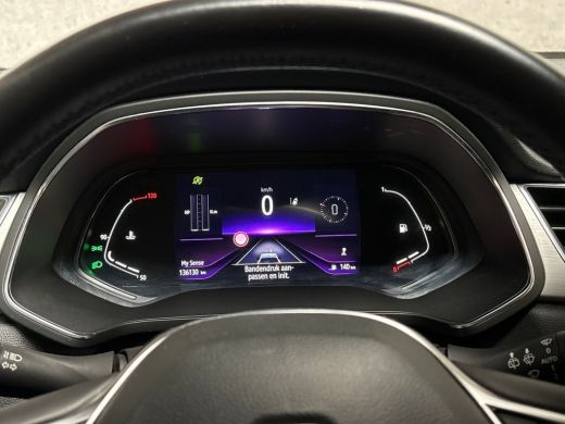 Renault Captur 1.3 TCe 130 Edition One (APPLE CARPLAY, GROOT NAVI, CAMERA, KEYLESS, GETINT GLAS, SPORTSTOELEN, C... ActivLease financial lease