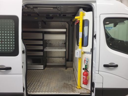 Renault Master 2.3dCi 131pk L2/H2 Werkplaats Inrichting Euro 6! ActivLease financial lease