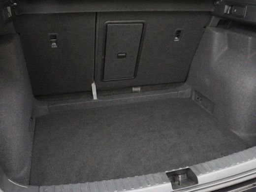 Seat Ateca 1.5 TSI Style Intense | Trekhaak | Leder/Alcantara | Carplay | Camera | Park Assist | Full LED | ... ActivLease financial lease