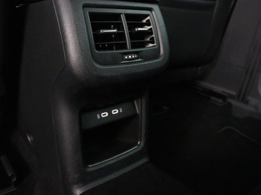 Seat Ateca 1.5 TSI Style Intense | Trekhaak | Leder/Alcantara | Carplay | Camera | Park Assist | Full LED | ... ActivLease financial lease