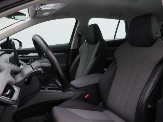 Skoda Enyaq iV 60 170 Pk Automaat | Trekhaak | Cruise Control | Parkeer Sensoren | Climatronic | CarPlay | Navig... ActivLease financial lease