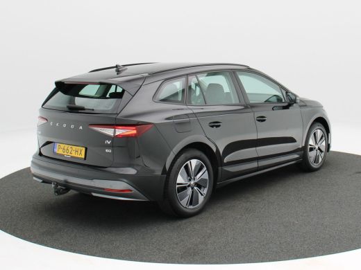 Skoda Enyaq iV 60 170 Pk Automaat | Trekhaak | Cruise Control | Parkeer Sensoren | Climatronic | CarPlay | Navig... ActivLease financial lease