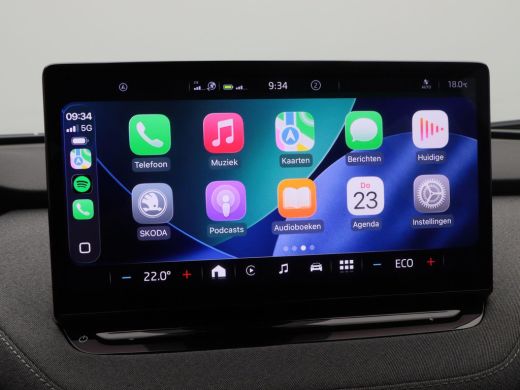 Skoda Enyaq iV 60 170 Pk Automaat | Trekhaak | Cruise Control | Parkeer Sensoren | Climatronic | CarPlay | Navig... ActivLease financial lease