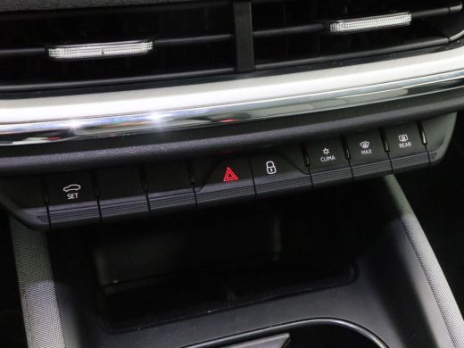 Skoda Enyaq iV 60 170 Pk Automaat | Trekhaak | Cruise Control | Parkeer Sensoren | Climatronic | CarPlay | Navig... ActivLease financial lease
