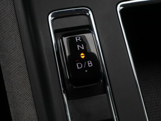 Skoda Enyaq iV 60 170 Pk Automaat | Trekhaak | Cruise Control | Parkeer Sensoren | Climatronic | CarPlay | Navig... ActivLease financial lease