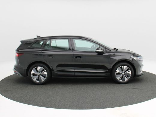 Skoda Enyaq iV 60 170 Pk Automaat | Trekhaak | Cruise Control | Parkeer Sensoren | Climatronic | CarPlay | Navig... ActivLease financial lease