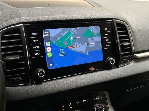 Skoda Karoq 1.5 TSI ACT Sport 150Pk Automaat (APPLE CARPLAY, GROOT NAVI, CLIMATE, KEYLESS, SPORTSTOELEN, CRUI... ActivLease financial lease