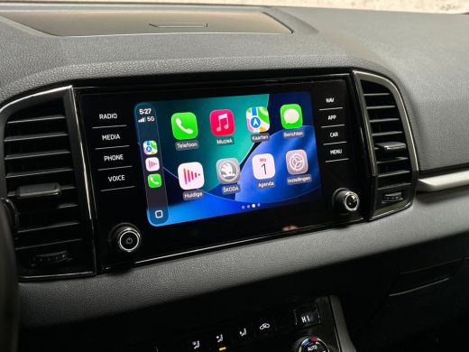 Skoda Karoq 1.5 TSI ACT Sport 150Pk Automaat (APPLE CARPLAY, GROOT NAVI, CLIMATE, KEYLESS, SPORTSTOELEN, CRUI... ActivLease financial lease