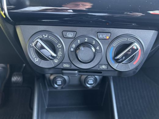 Suzuki Swift 1.2 Select Smart Hybrid ActivLease financial lease