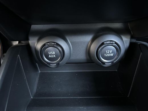 Suzuki Swift 1.2 Select Smart Hybrid ActivLease financial lease