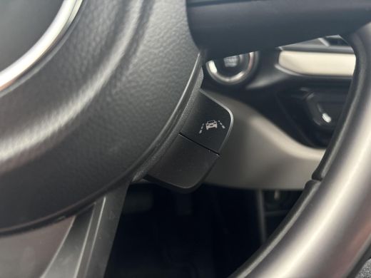 Suzuki Swift 1.2 Select Smart Hybrid Automaat | GEEN AFLEVERKOSTEN | Apple Carplay & Android Auto | Parkeersen... ActivLease financial lease