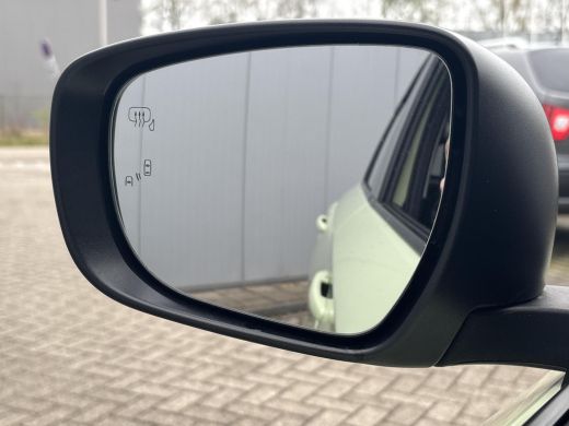 Suzuki Swift 1.2 Select Smart Hybrid Automaat | GEEN AFLEVERKOSTEN | Apple Carplay & Android Auto | Parkeersen... ActivLease financial lease