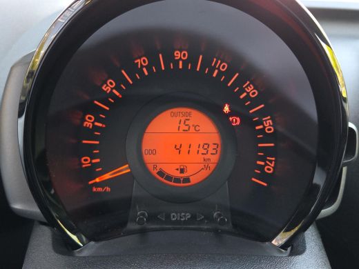 Toyota Aygo 1.0 VVT-i x-fun | Airco | Bluetooth | Rijklaar incl. garantie | ActivLease financial lease