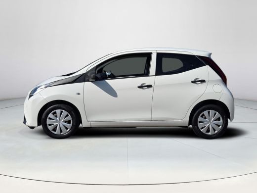 Toyota Aygo 1.0 VVT-i x-fun | Airco | Bluetooth | Rijklaar incl. garantie | ActivLease financial lease