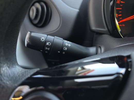 Toyota Aygo 1.0 VVT-i x-fun | Airco | Bluetooth | Rijklaar incl. garantie | ActivLease financial lease