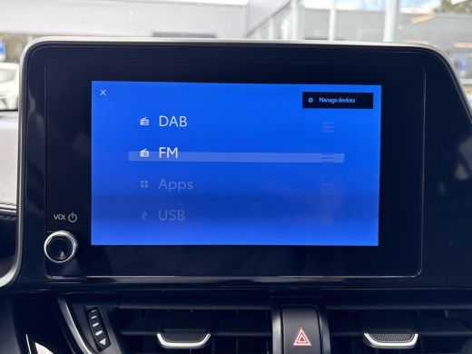 Toyota C-HR 1.8 Hybrid Executive **DODEHOEK DETECTIE/ KEYLESS/ STOELVERWARMING** ActivLease financial lease